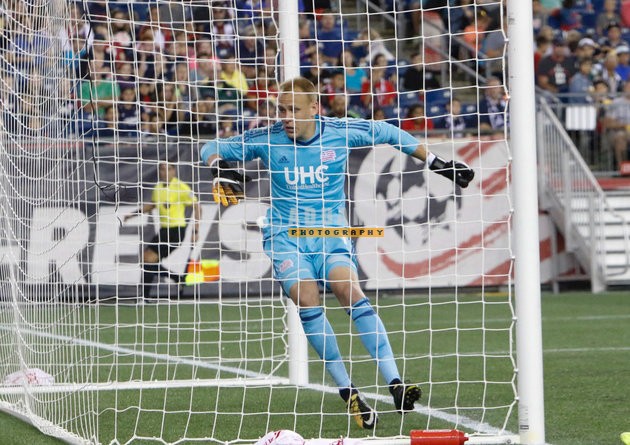 REVS_vs_WHITECAPS_8-12-2017