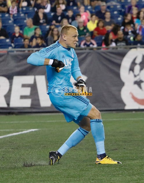 REVS_vs_WHITECAPS_8-12-2017