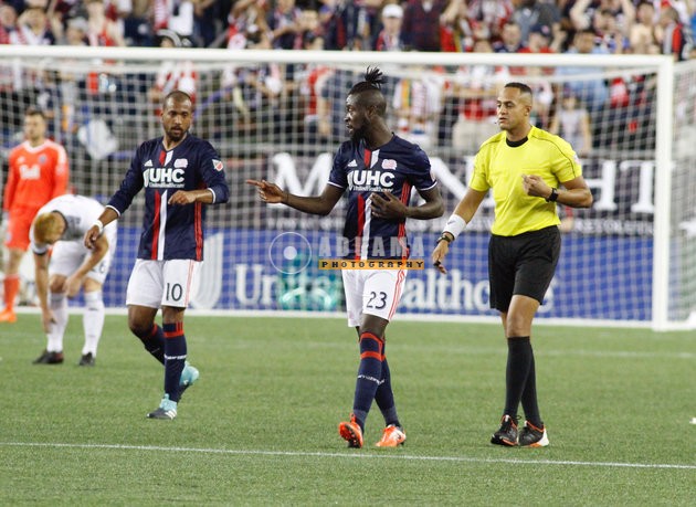 REVS_vs_WHITECAPS_8-12-2017