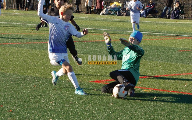 NEFC_vs_FC_BOLTS_11-11-2017