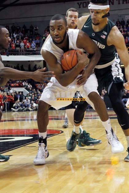 NU_vs_MS_MENS_BASKETBALL_12-19-2015