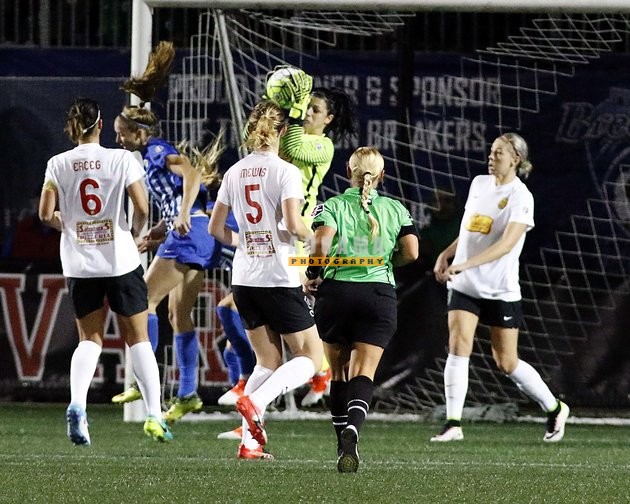 BREAKERS_vs_WNYF_9_24_2016