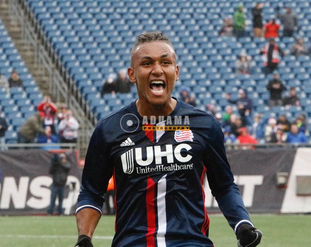 Juan Agudelo (17) celebrates goal