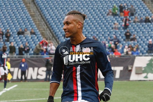 Juan Agudelo (17) celebrates goal